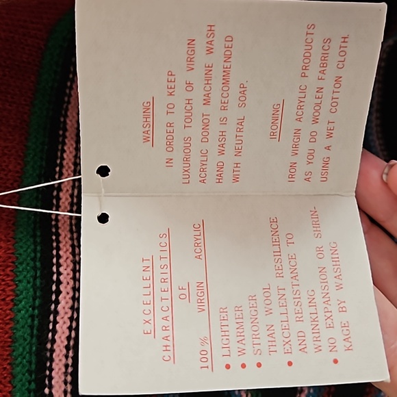 Helen Sue short sleeved sweater with hood - Picture 5 of 7